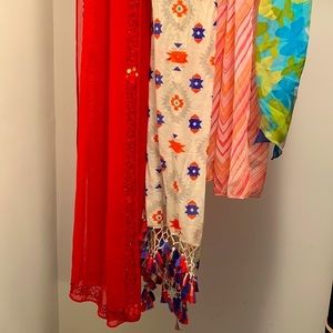 Women’s Scarves